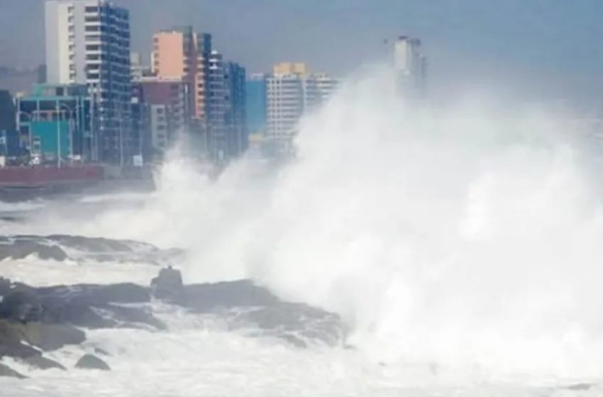  Anuncian marejadas hasta el jueves en la región de Antofagasta