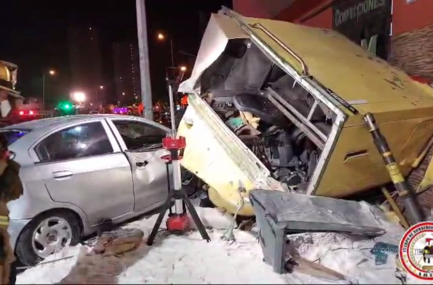  Caos vehicular en Antofagasta: Camión impactó múltiples autos y viviendas; cinco personas lesionadas