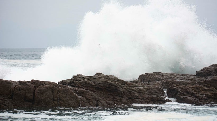  Alerta de Marejadas: Fenómeno marítimo impactará la costa de la Región de Antofagasta