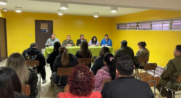  Encuentro de autoridades y comunidad educativa en Antofagasta para abordar crisis de violencia escolar: Se exige más presencia policial y aplicación de Aula Segura