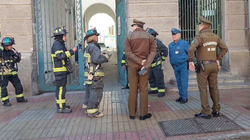  Evacuación preventiva en Correos de Chile por líquido desconocido