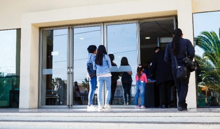  Madre de joven con TEA agredido en el Liceo Industrial anuncia querella y exige justicia