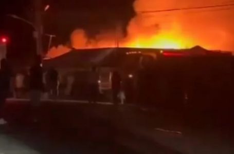 Incendio de gran magnitud en María Elena deja a nueve familias damnificadas y destruye 14 inmuebles