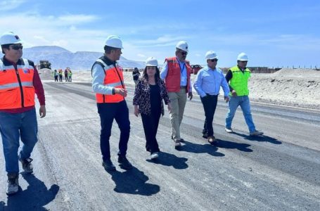 Progresan obras clave en Mejillones: Mejoramiento del acceso al vertedero y construcción de ciclovías