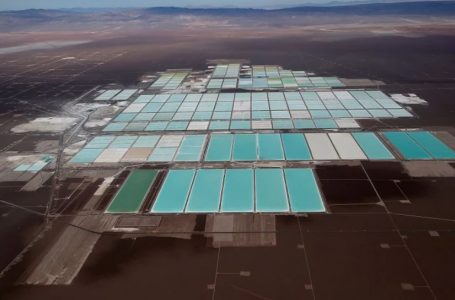 SQM reporta pérdidas millonarias a septiembre por baja en precio del litio