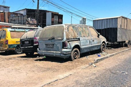 Antofagasta inicia plan para retirar 400 vehículos abandonados y ampliar corralón municipal