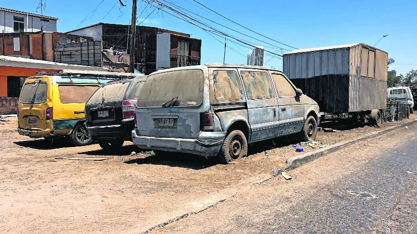  Antofagasta inicia plan para retirar 400 vehículos abandonados y ampliar corralón municipal